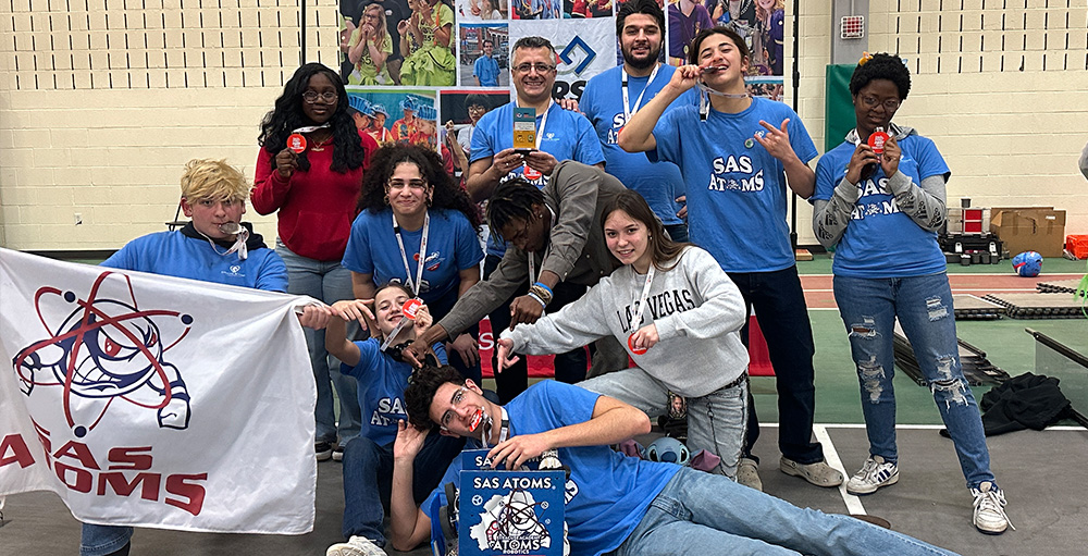 SAS ATOMS Advance to FTC Excelsior Championship