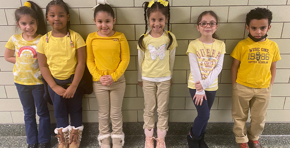 Syracuse Academy of Science Students Wear Yellow to Support SANY