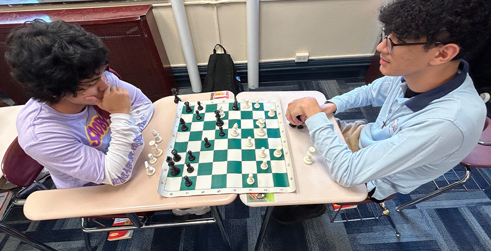 Chess Club Holds the First Session of the Year at Syracuse Academy of Science High School