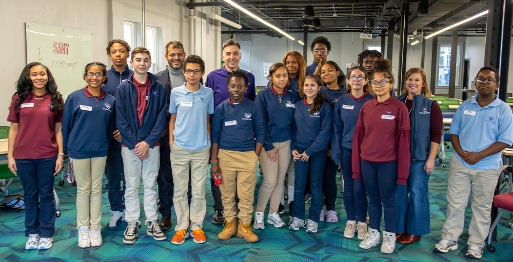 SAS Atoms Invited for Lunch with Board President