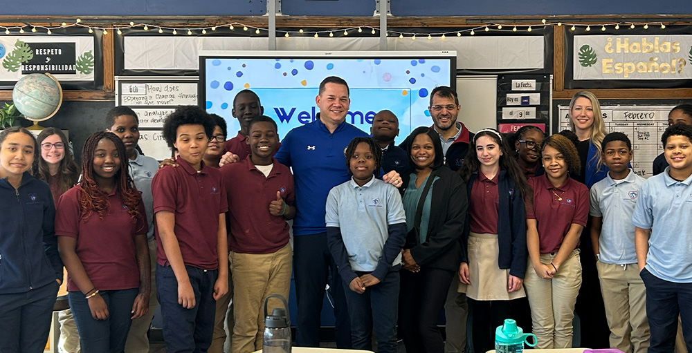 County Executive Ryan McMahon Visits Syracuse Academy of Science Middle School