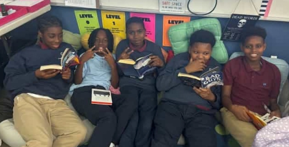 SAS Atoms Dive Into Independent Reading